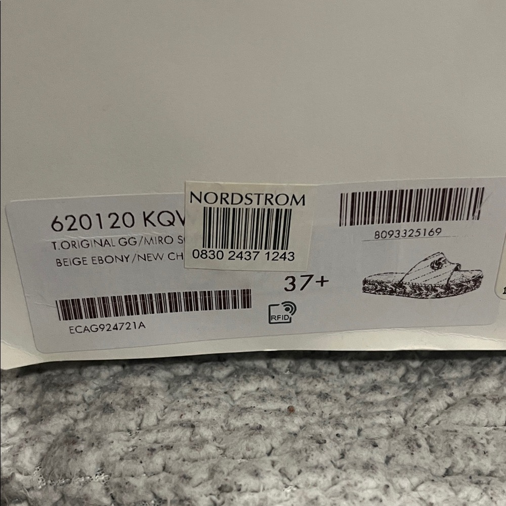 Gucci Women's Beige and Red Espadrille Slides - Picture 3 of 11